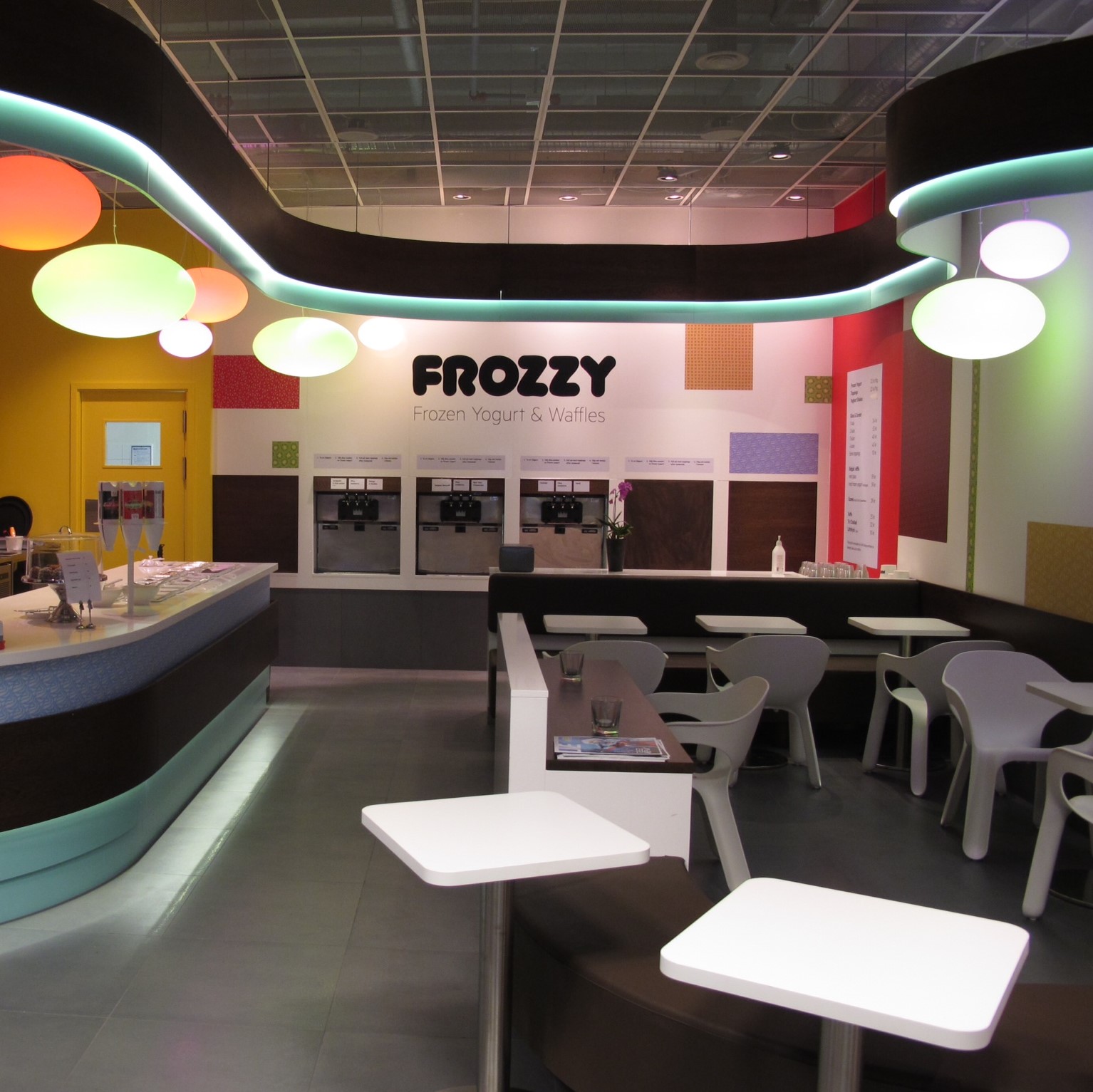 Frozzy Yogurt, Stockholm